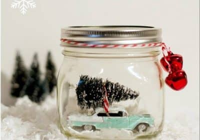 Make Your Own AMAZING Snow Globe for Christmas!