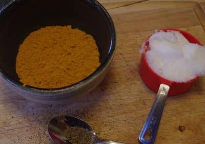 She added Turmeric to Coconut oil, Minutes Later, Something Incredible Happened!