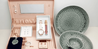 Win a $800 Hoskings Jewellers Prize Pack