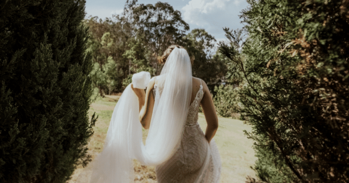 Win a Byron Bay Wedding Potography Package from Stone & Wool Photography